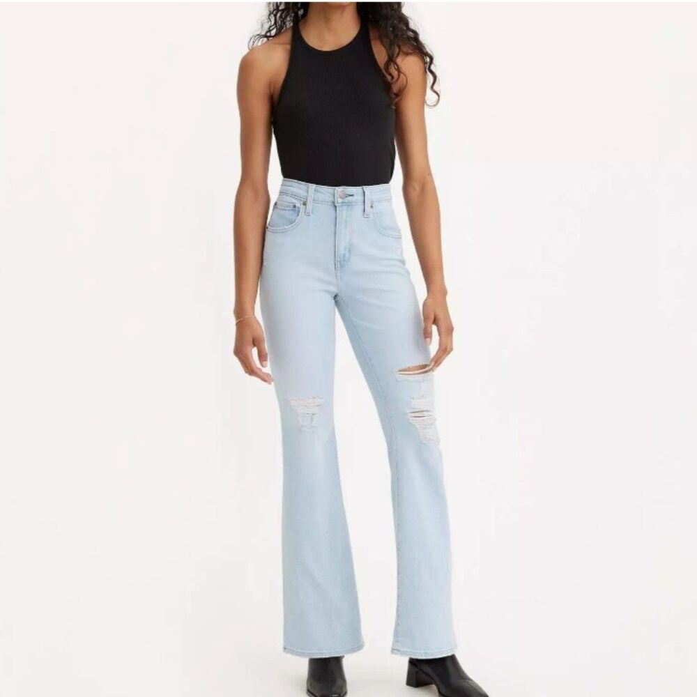Levi's 726 High Rise Flare Leg Jeans with Stretch Distressed 29 x 30 Light Wash